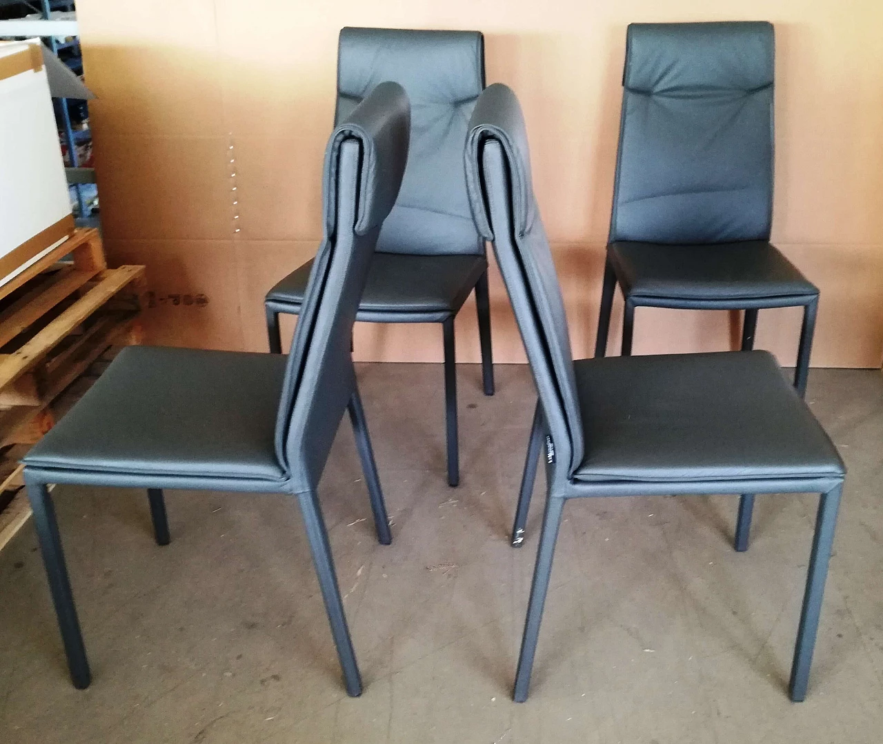 Sedia in cuoio e pelle con struttura in metallo di La Nuova Casa, anni 2000 5