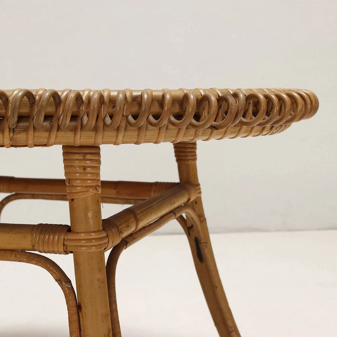 Tavolino in bambù con piano in corda intrecciata, anni '60 3