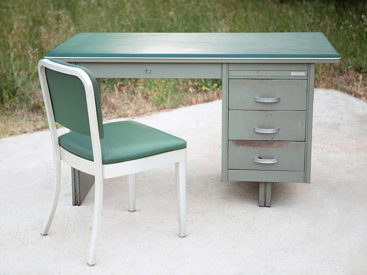 Metal and skai desk in the style of Gio Ponti with chair, 1960s 1