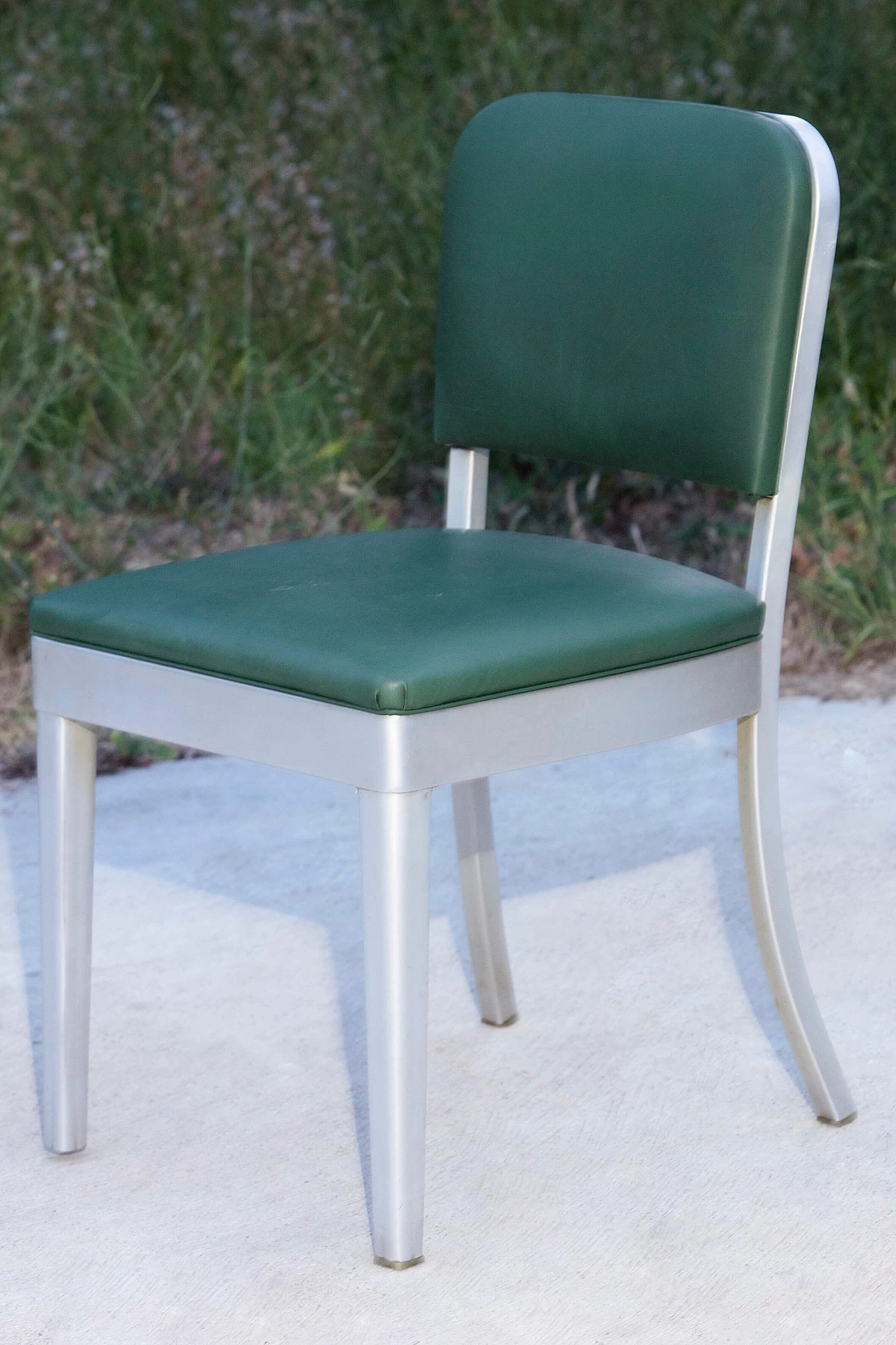 Metal and skai desk in the style of Gio Ponti with chair, 1960s 8