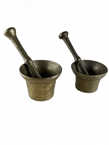Pair of brass pesto mortars with pestle, 1950s