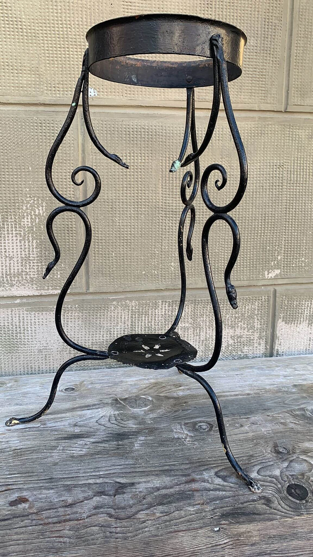 Wrought iron vase stand, 1930s 1