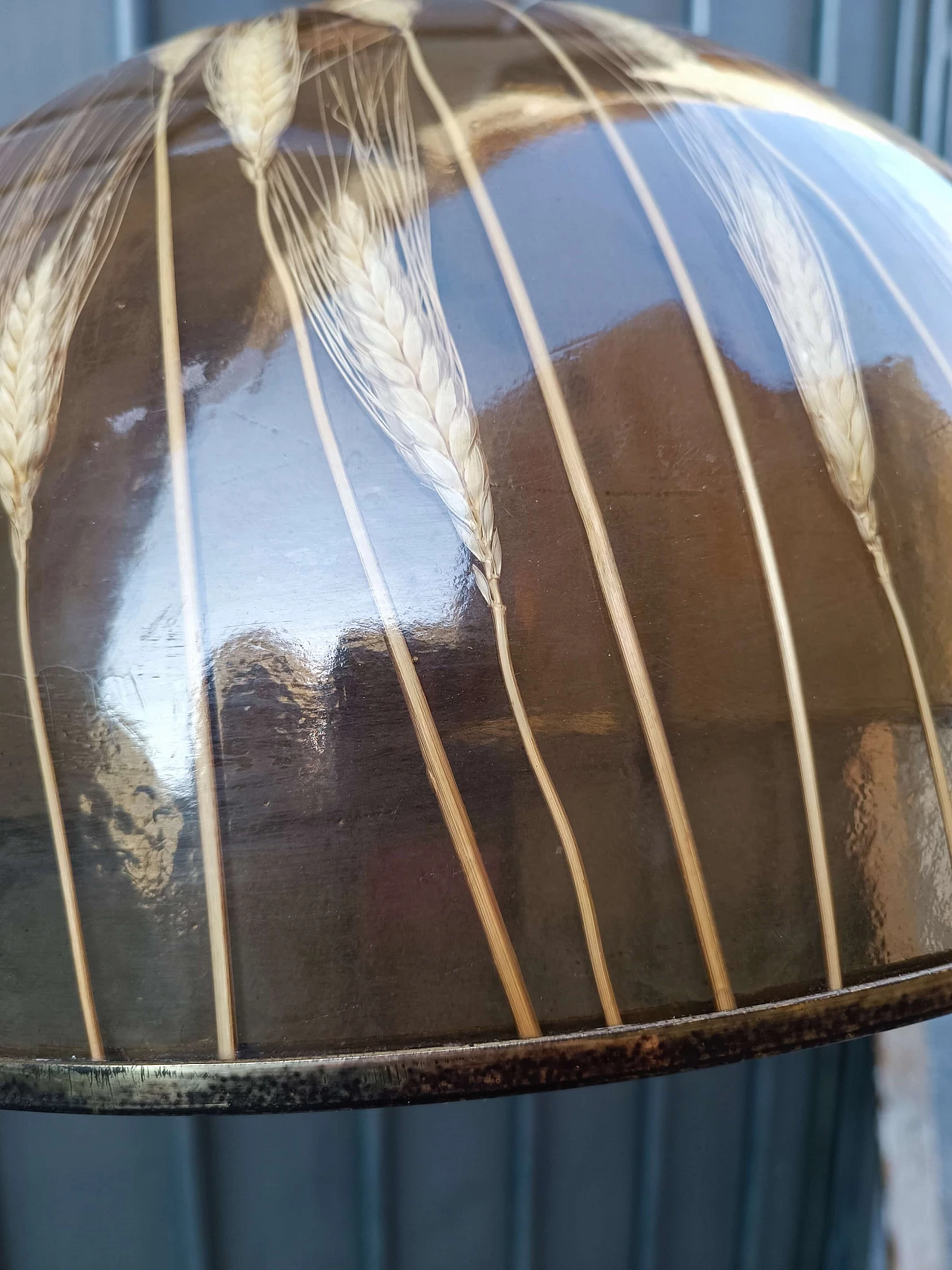 Lampada a sospensione in perspex e ottone, anni '70 2