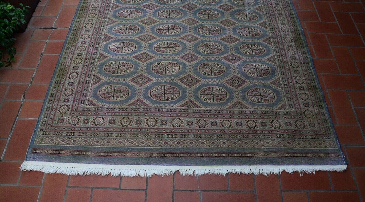 Bukhara carpet with gul pattern, 1970s 12