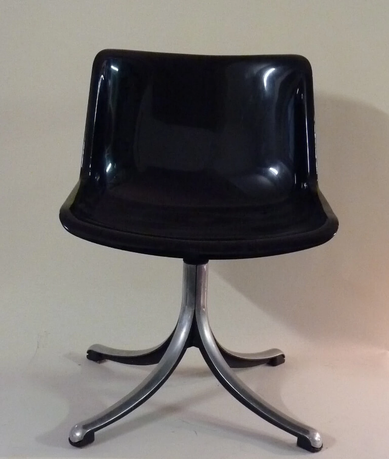 Modus chair by Osvaldo Borsani for Tecno, 1970s 1