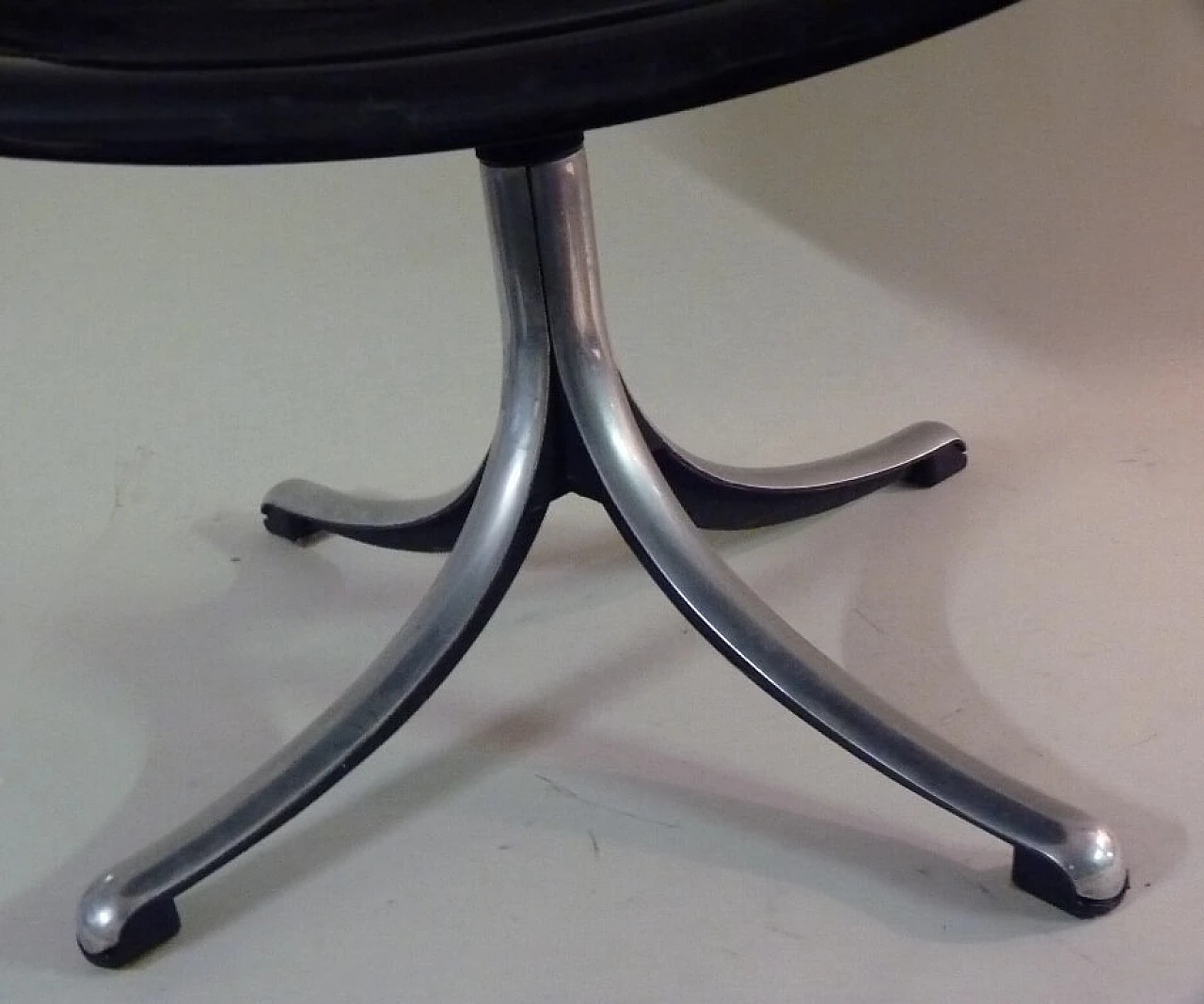 Modus chair by Osvaldo Borsani for Tecno, 1970s 2