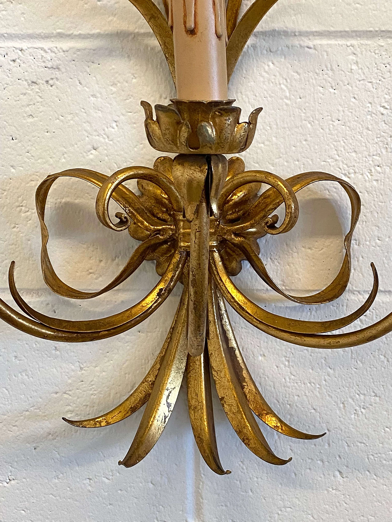 Pair of gilded iron bunch of wheat ears wall lights, 1960s 4
