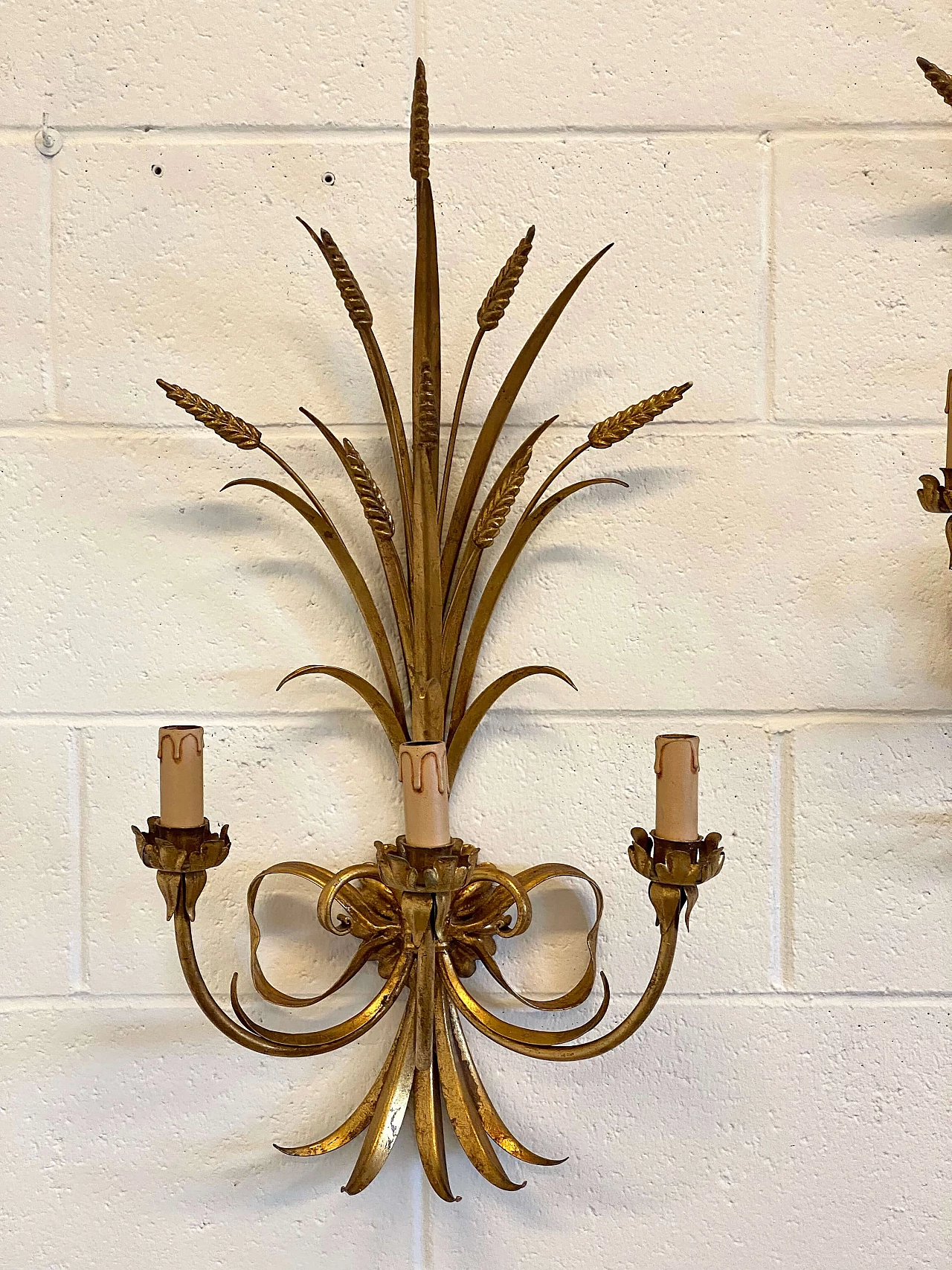 Pair of gilded iron bunch of wheat ears wall lights, 1960s 12