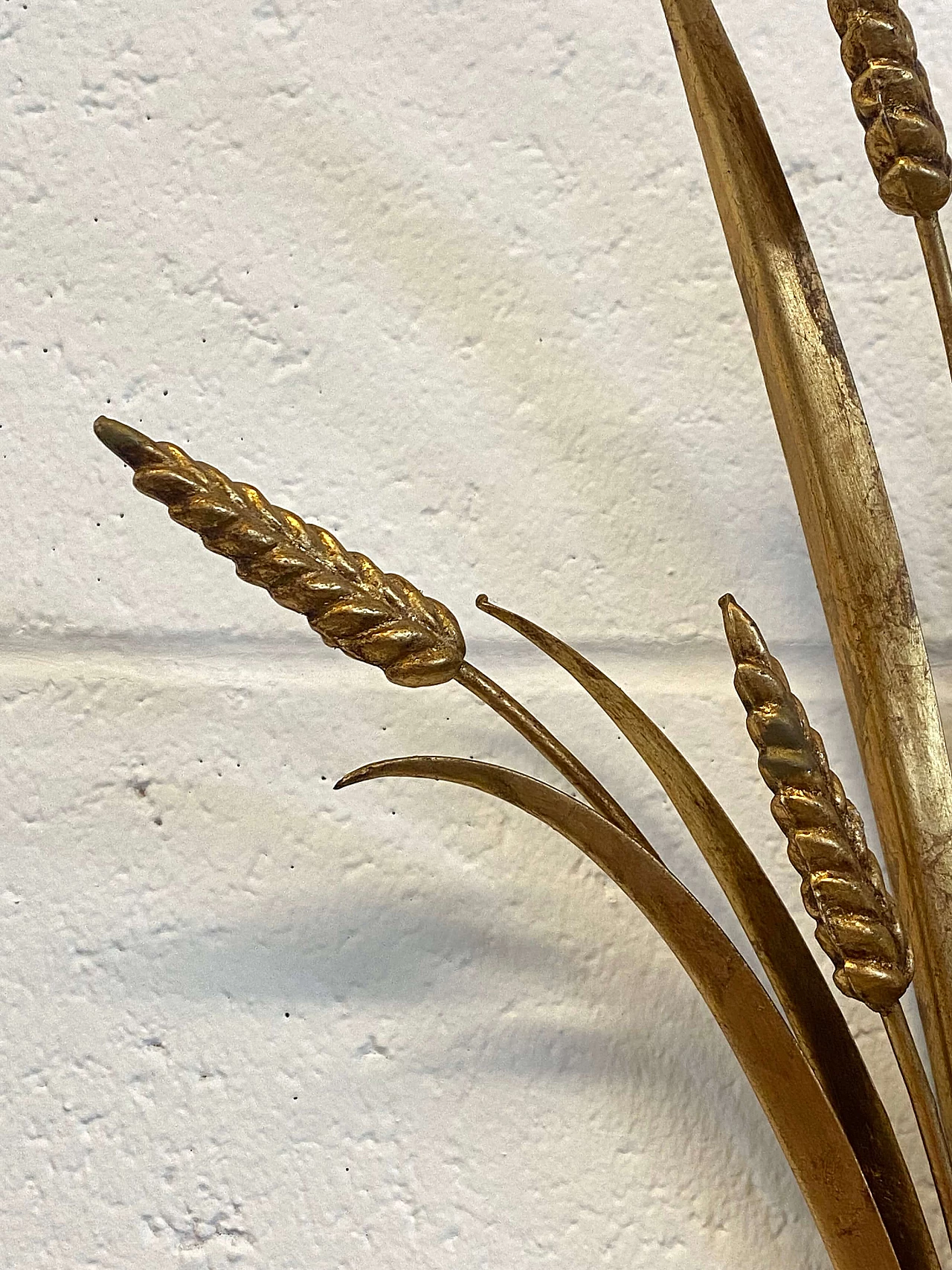 Pair of gilded iron bunch of wheat ears wall lights, 1960s 16