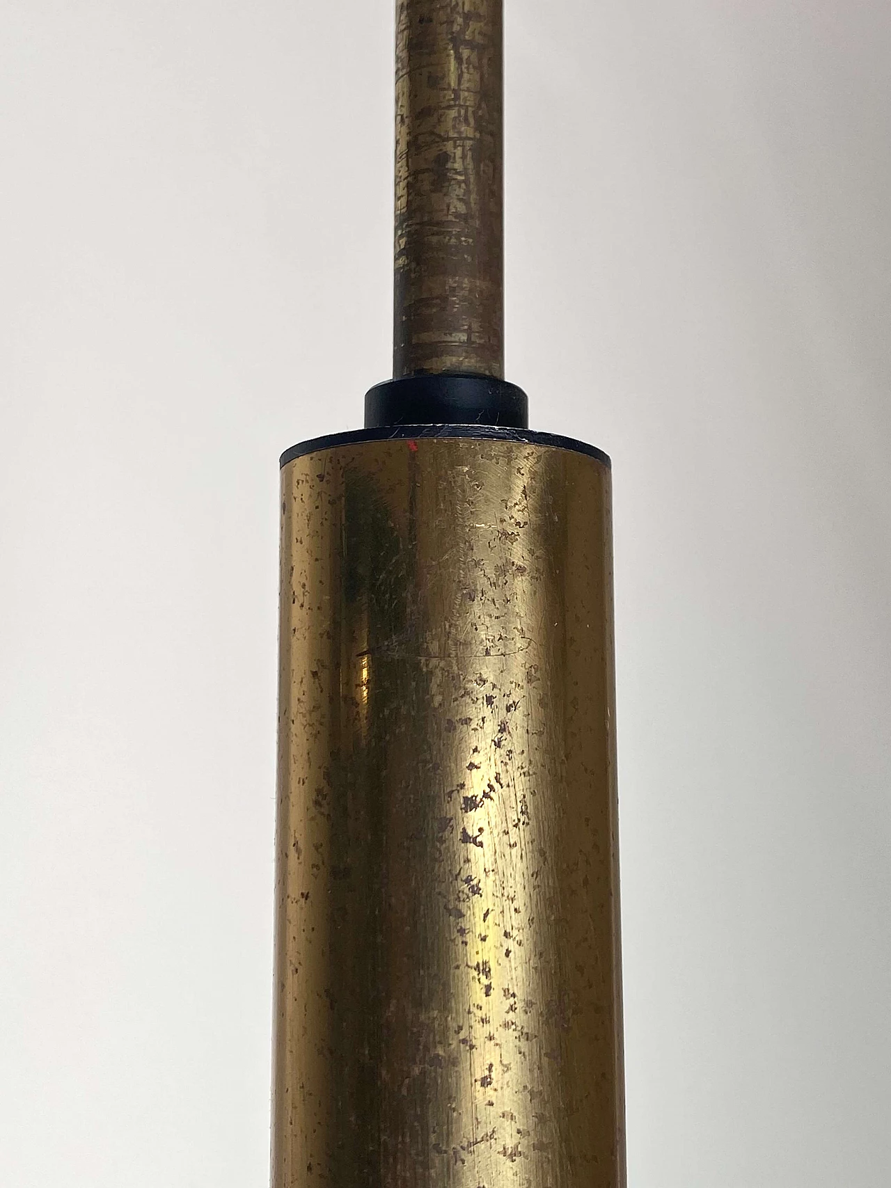 Opaline glass chandelier with brass frame and black lacquered metal by Stilnovo, 1950s 6