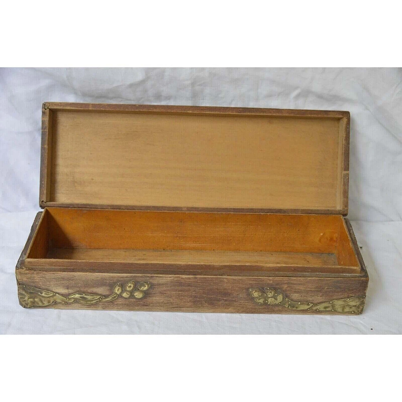 Art Deco cigar box in wood and copper, 1930s 8