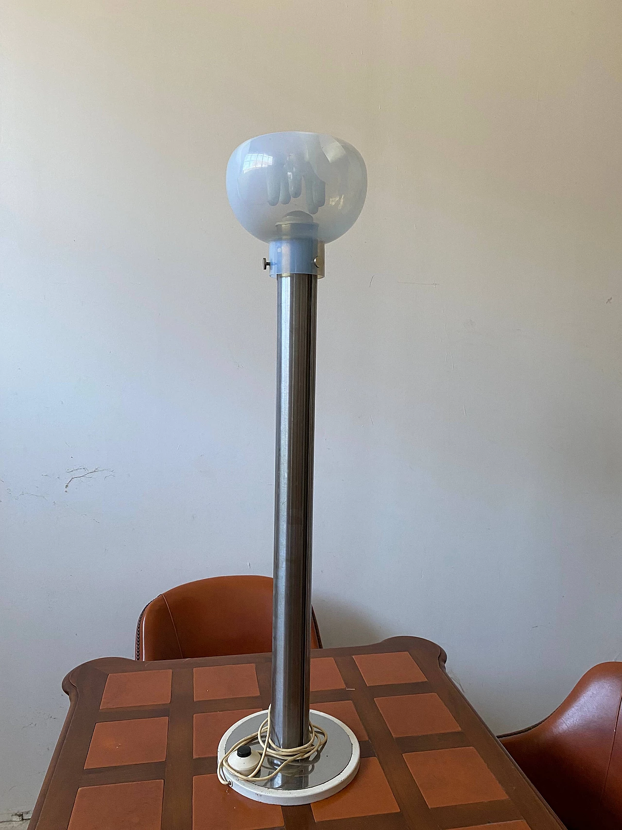 Lampada da terra in metallo e vetro attribuita a Toni Zuccheri, anni '70 1