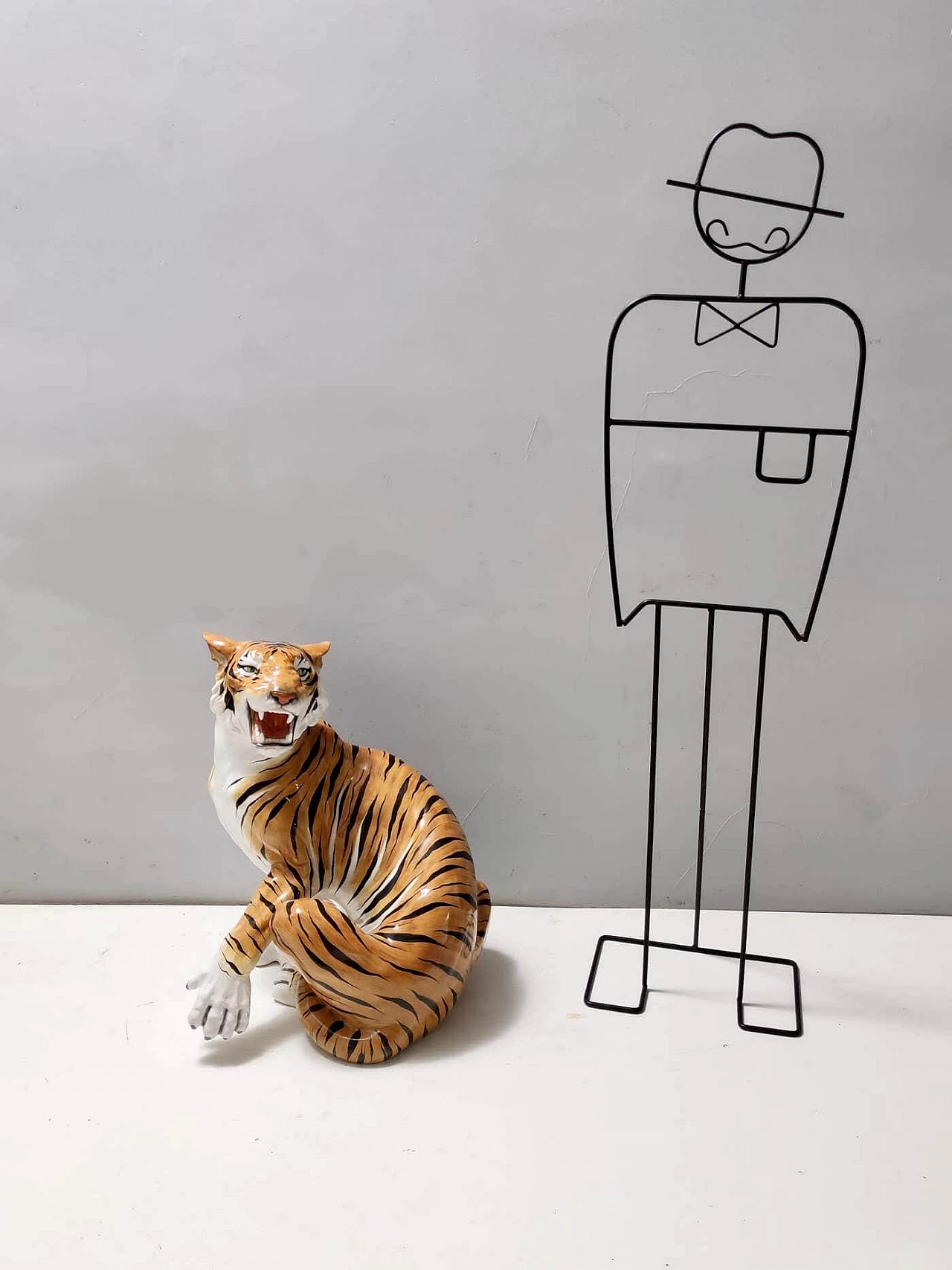 Tigre ruggente in ceramica dipinta a mano, anni '50 2