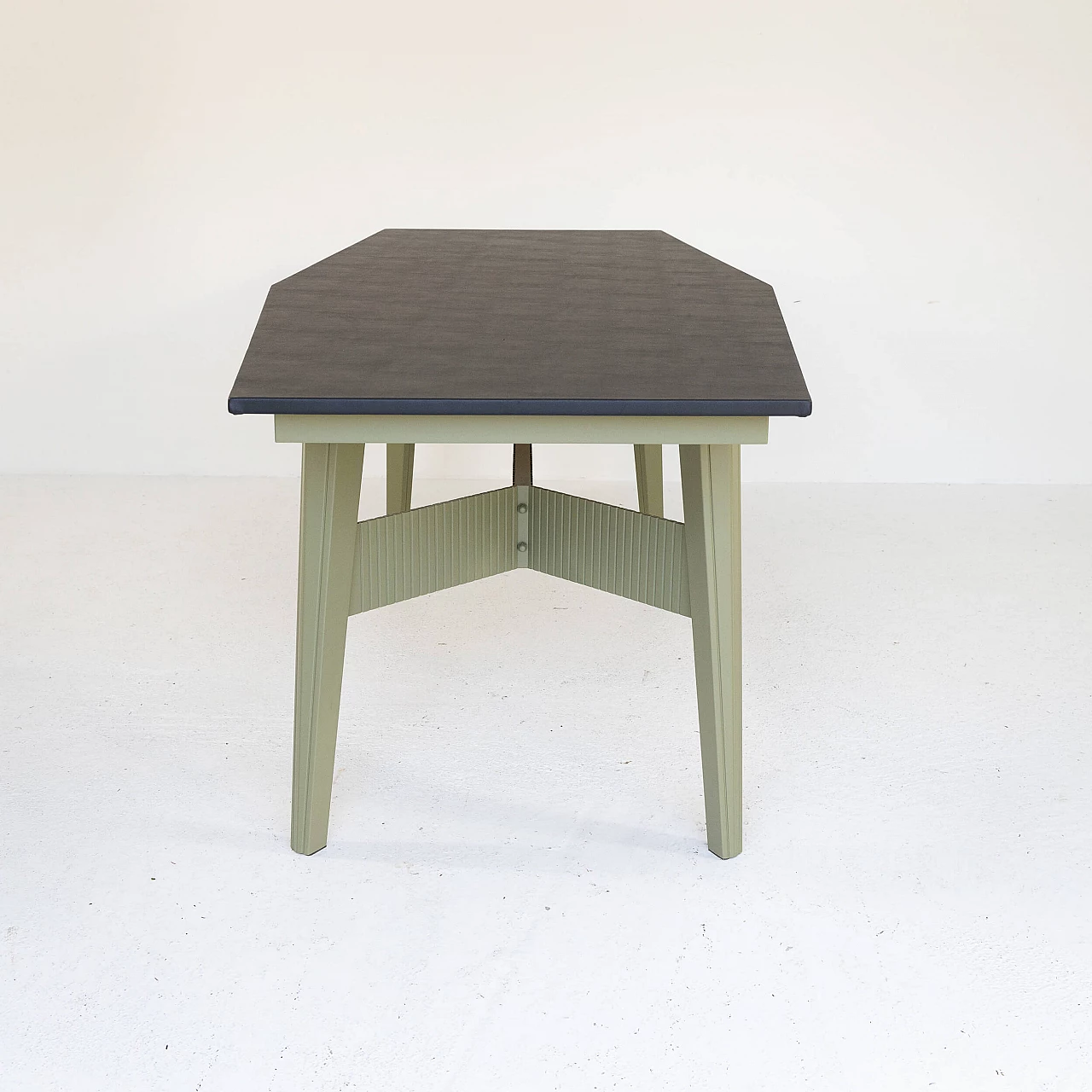 Green varnished metal and black leatherette table, 1960s 1