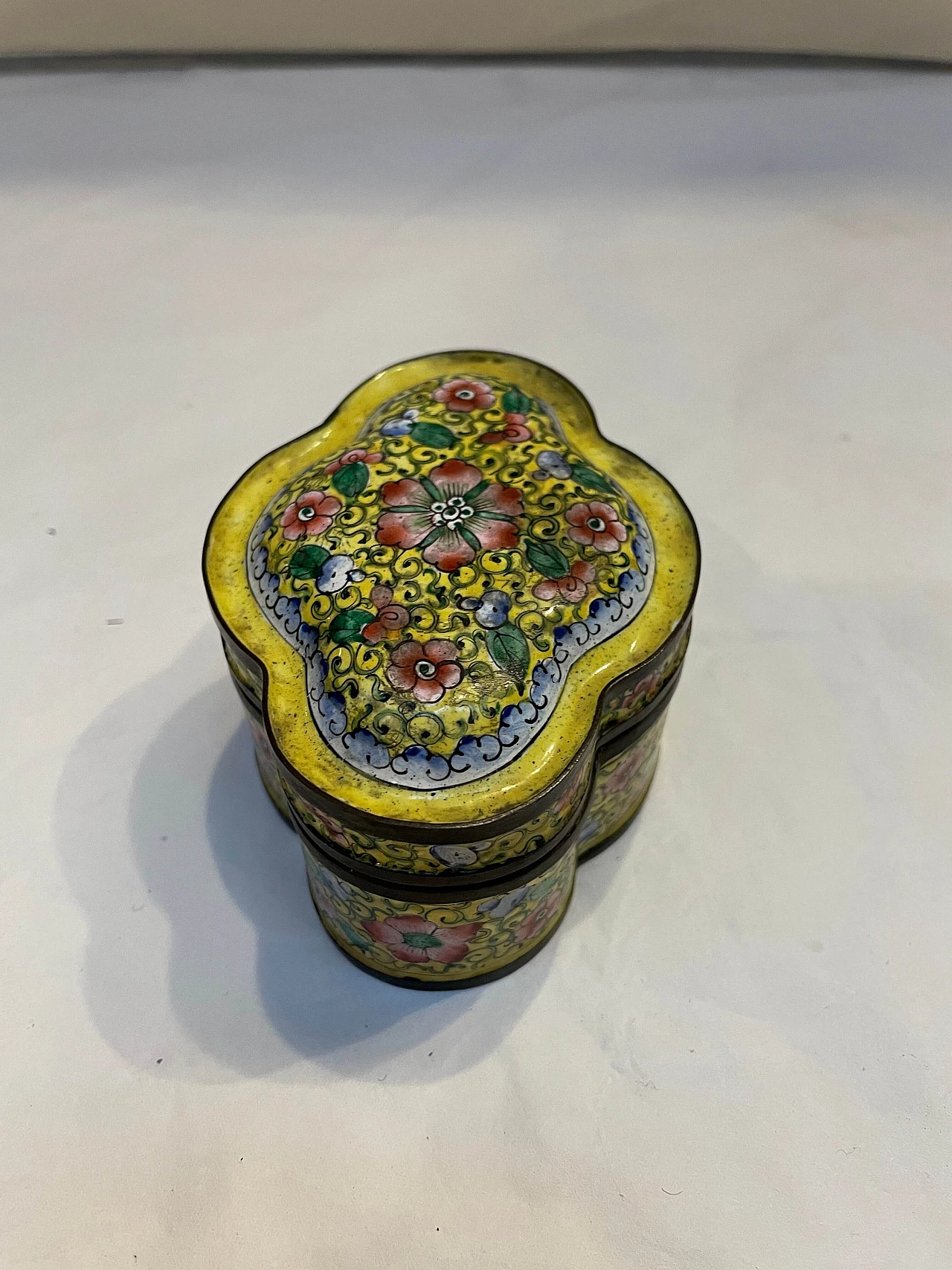 Chinese cloisonné enameled metal box 2