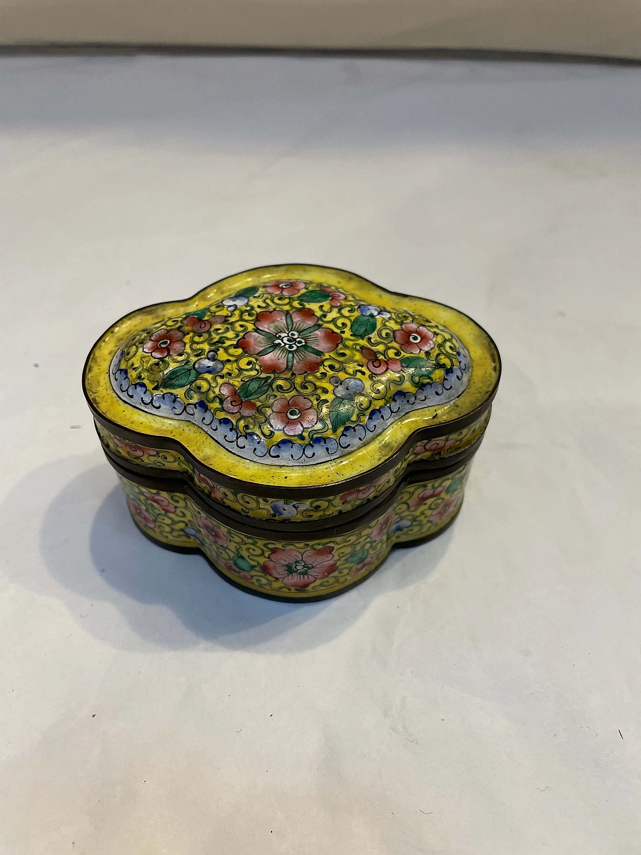 Scatola cinese in metallo smaltato cloisonné 3