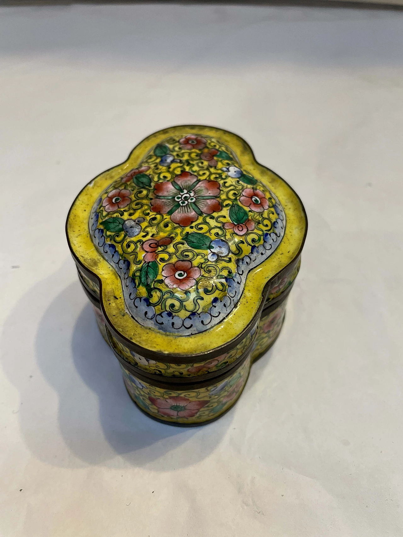 Chinese cloisonné enameled metal box 4