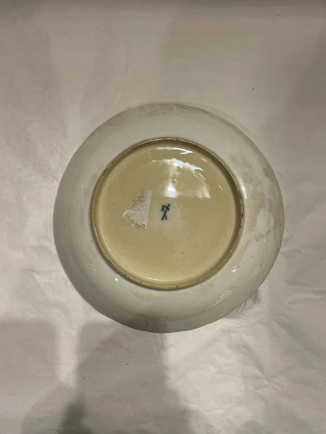 Piatto in ceramica Meissen con decorazioni naturali, 1770 3