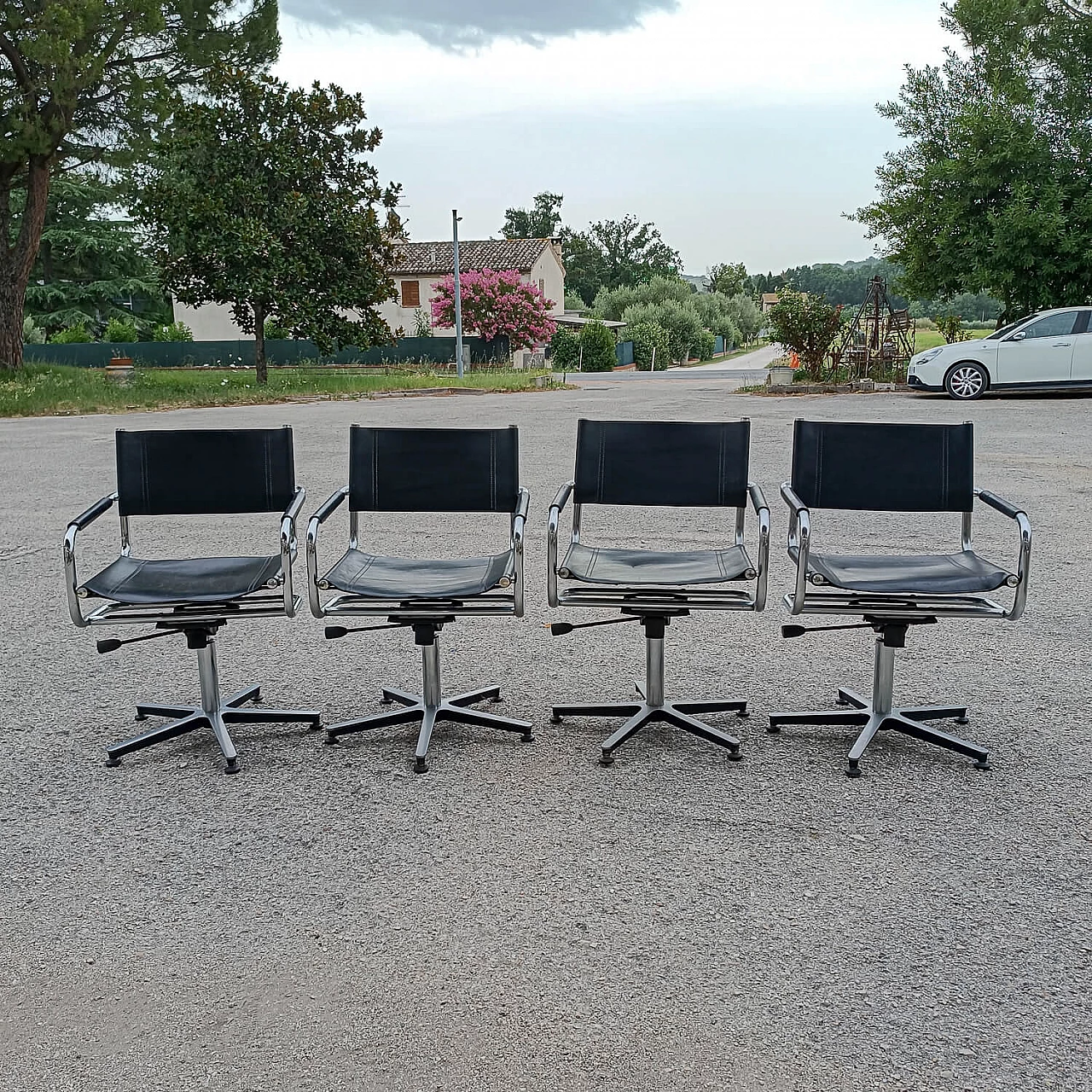 4 Metal and leather armchairs in the style of Mart Stam, 1980s 1