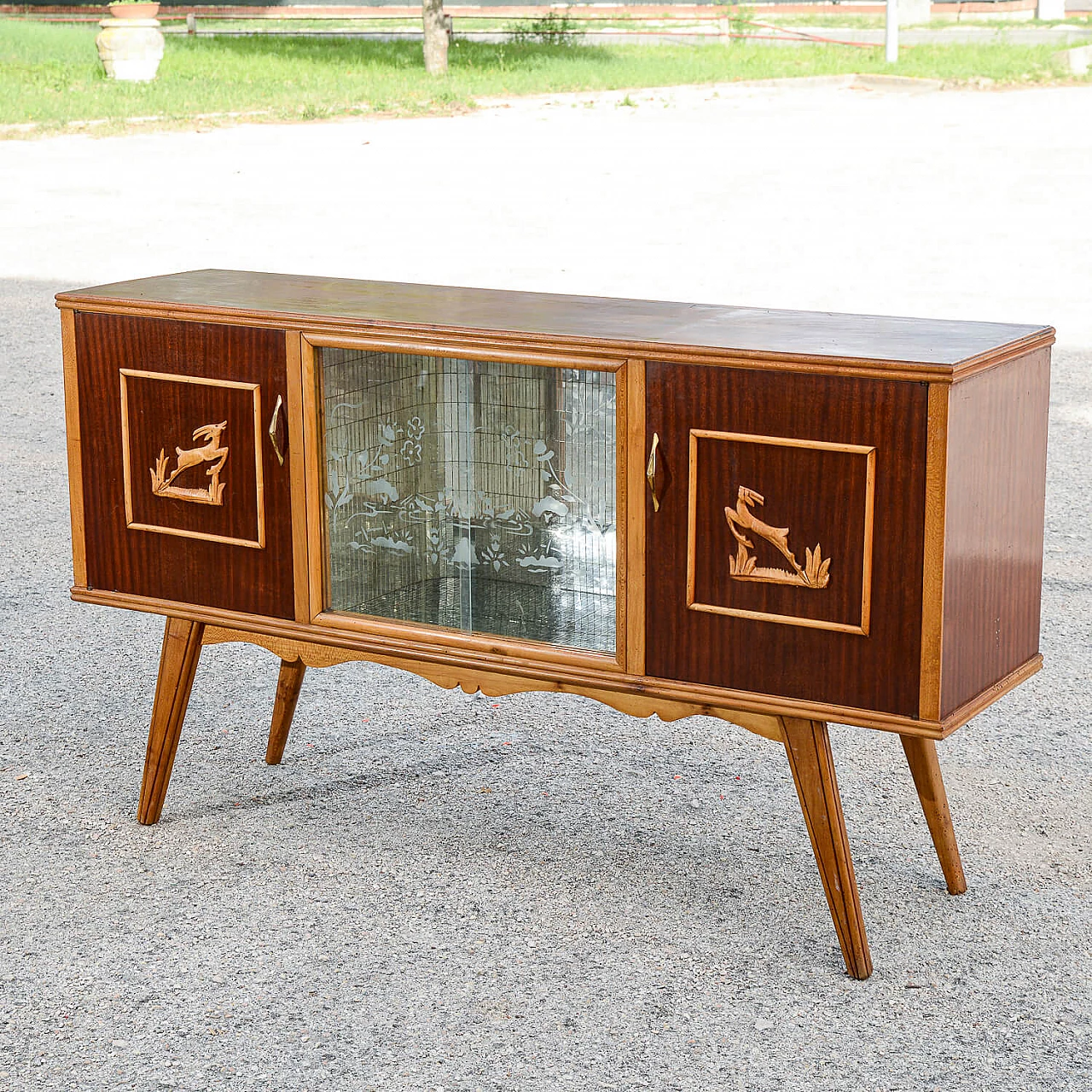 Glass and two-tone wood bar cabinet with carved deer, 1960s 2