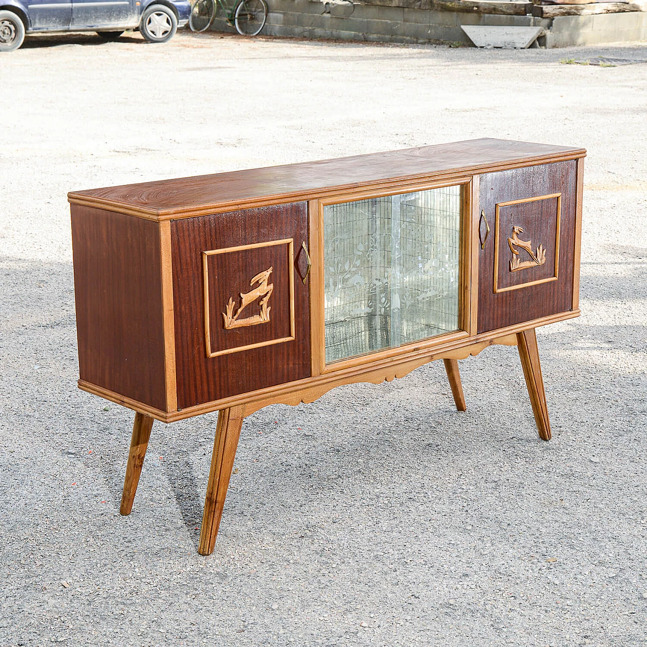 Glass and two-tone wood bar cabinet with carved deer, 1960s 3