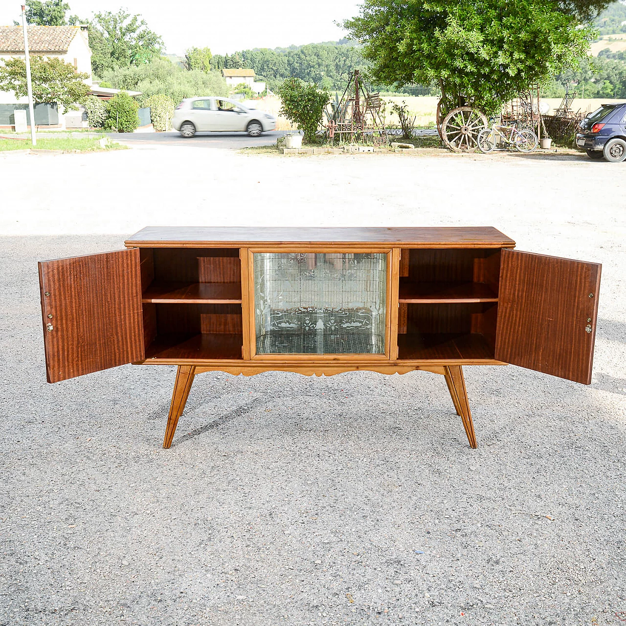 Glass and two-tone wood bar cabinet with carved deer, 1960s 5