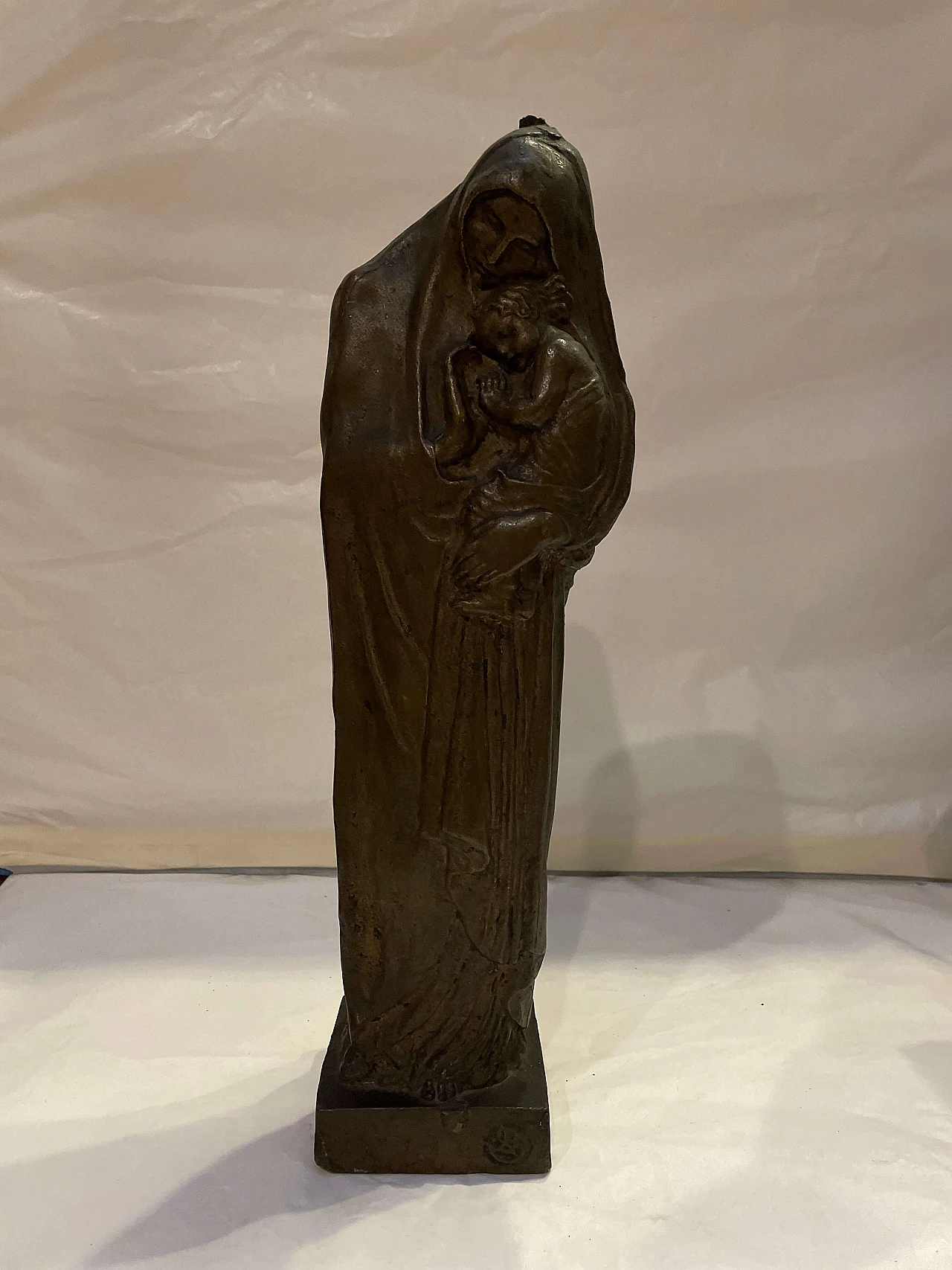 Leonardo Bistolfi, Madonna della Loggia, scultura in bronzo, inizio '900 1