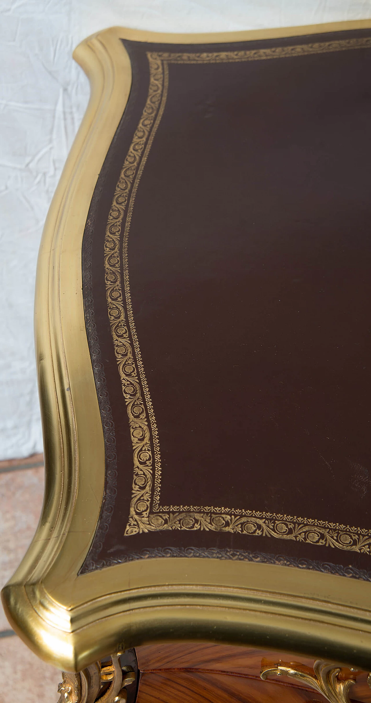 Scrivania Napoleone III in legno esotico pregiato con innesti in bronzo dorato, '800 6