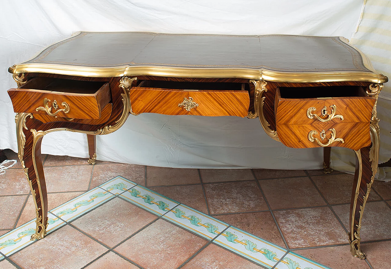 Scrivania Napoleone III in legno esotico pregiato con innesti in bronzo dorato, '800 7