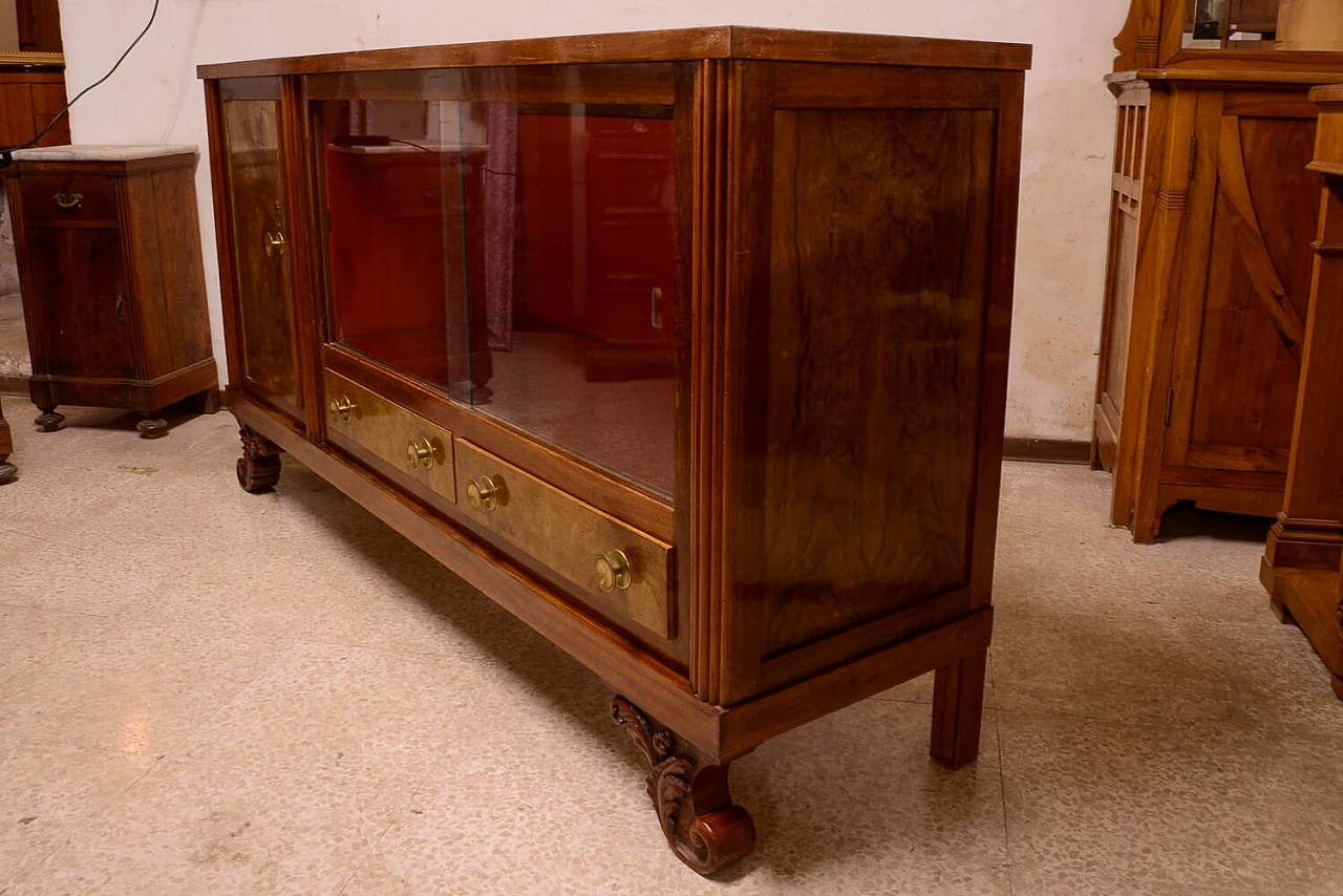 Credenza in radica di noce con vetri scorrevoli, anni '60 2