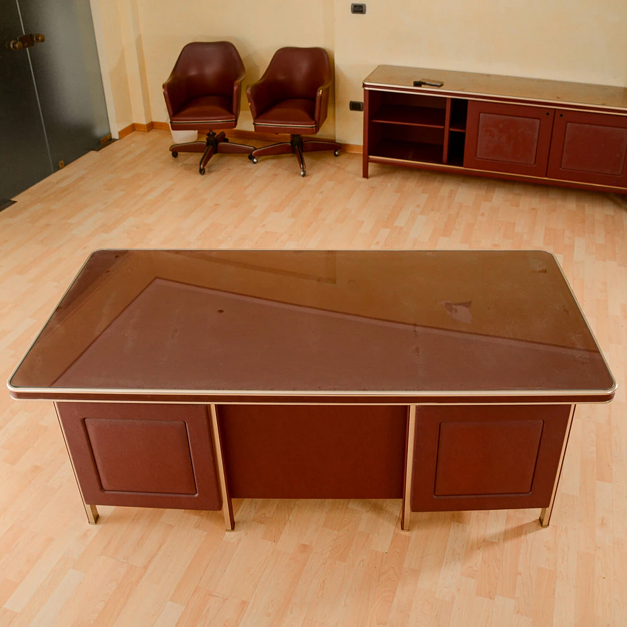 Leatherette desk with 6 drawers by Umberto Mascangi, 1950s 5