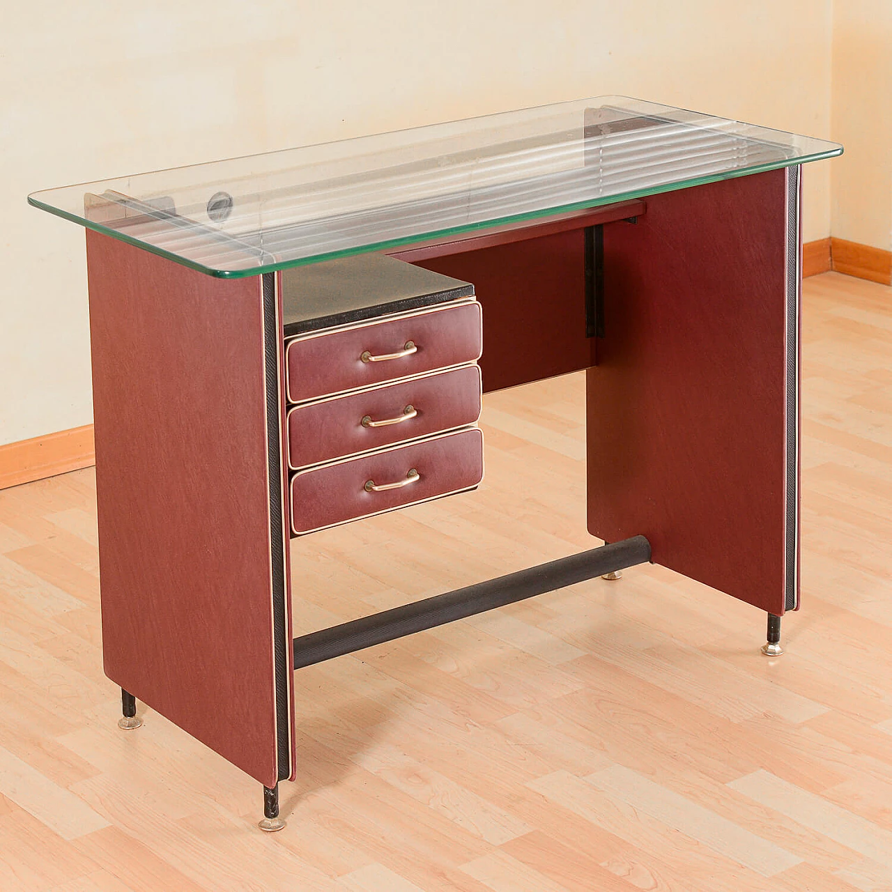 Burgundy leatherette writing desk by Umberto Mascagni, 1950s 3