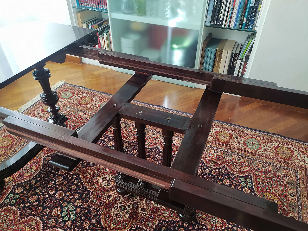 4 Chairs and extending wooden table in Henry II style, late 19th century 5