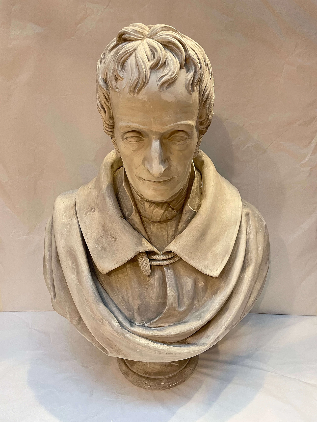 Plaster bust of a Lombard gentleman, 19th century 3