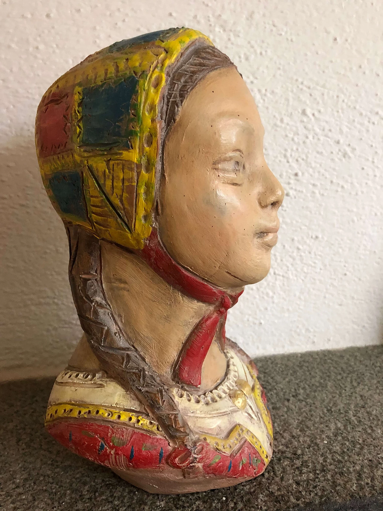 Claudio Pulli, testa di bambina di Desulo, scultura in terracotta, anni '40 4