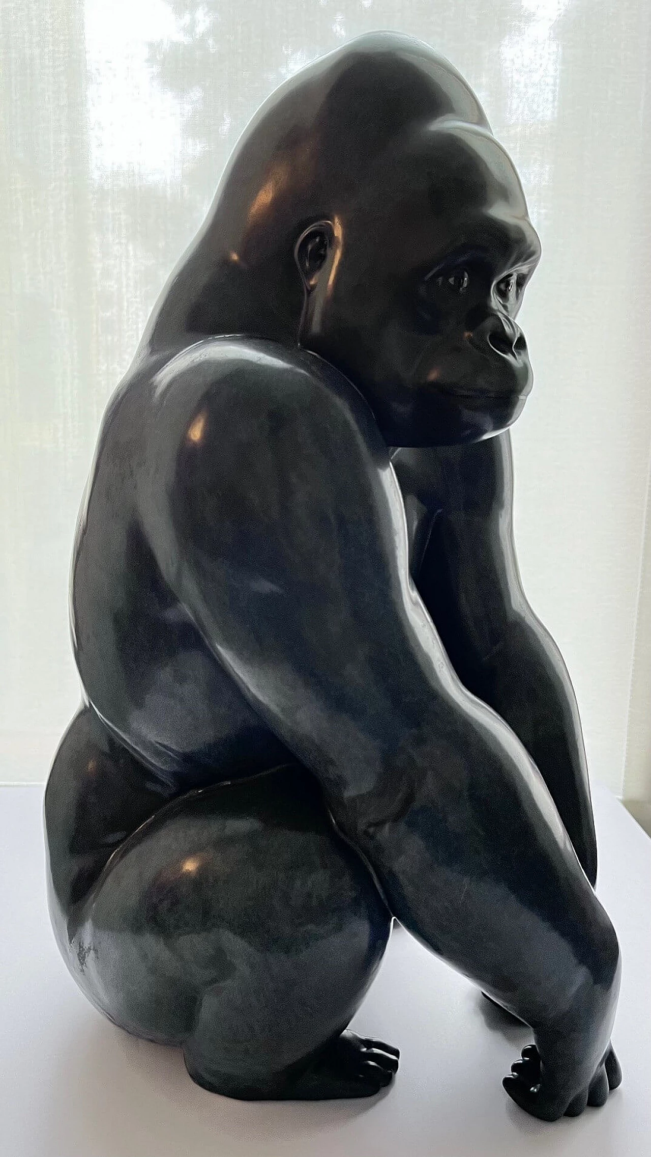 Scultura gorilla in gres di Marco Antonio Noguerón per Lladró, anni 2000 2