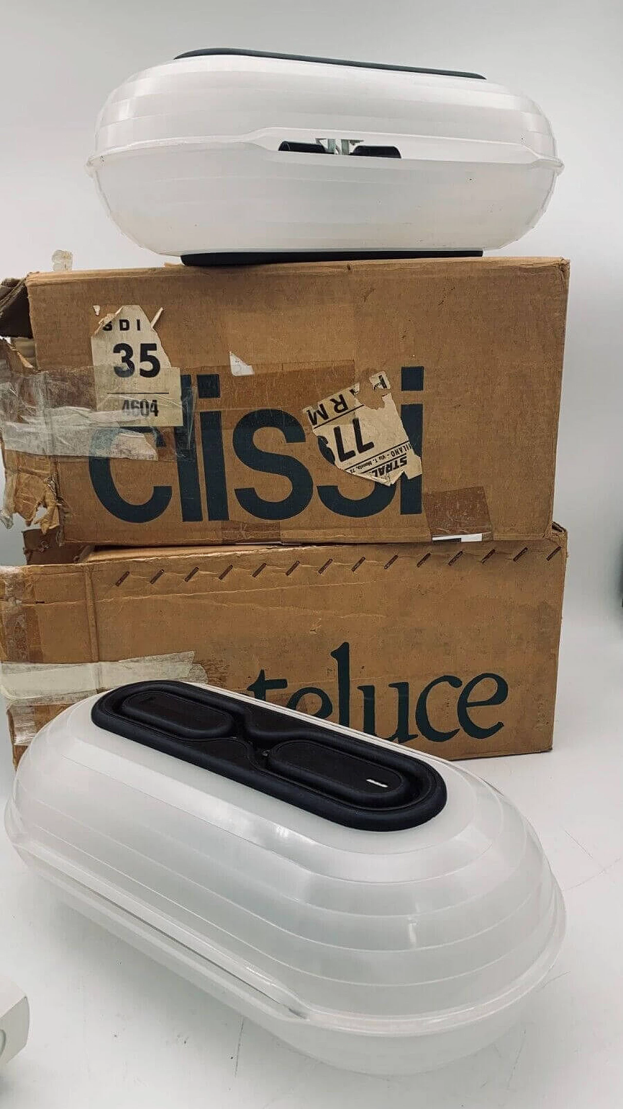 Coppia di applique Clissi di Arteluce, anni '70 5