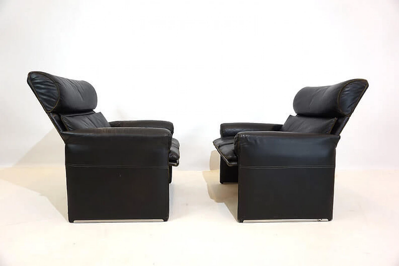 Pair of leather armchairs by Giovanni Offredi for Saporiti Italia, 1970s 1