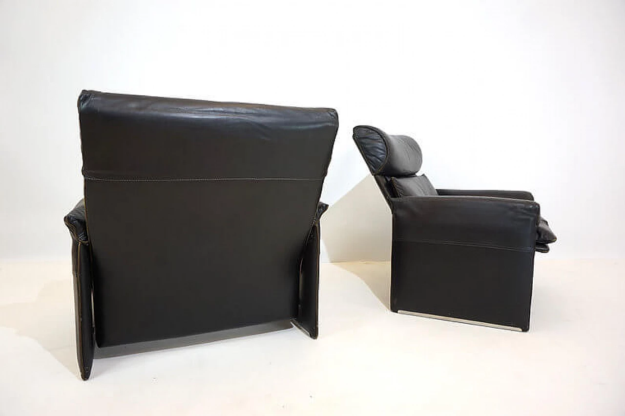 Pair of leather armchairs by Giovanni Offredi for Saporiti Italia, 1970s 14