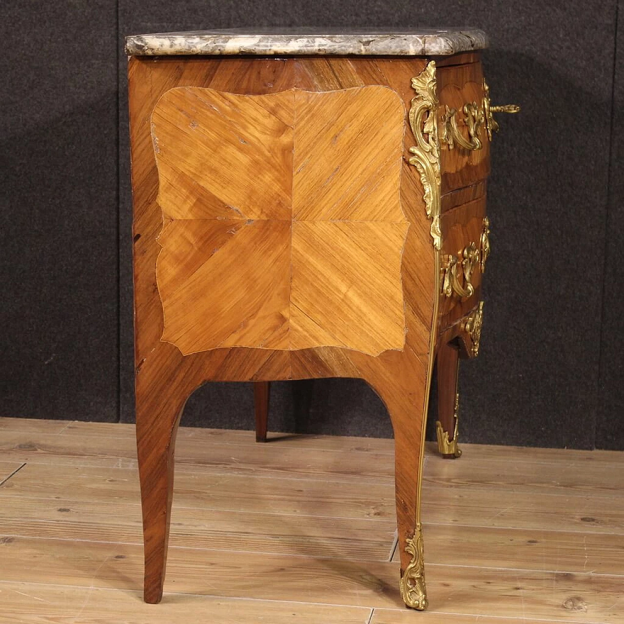 Two-drawer dresser in wood with marble top, mid-18th century 10