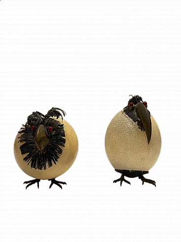 Uova di struzzo raffiguranti uccelli caricaturali, fine '800