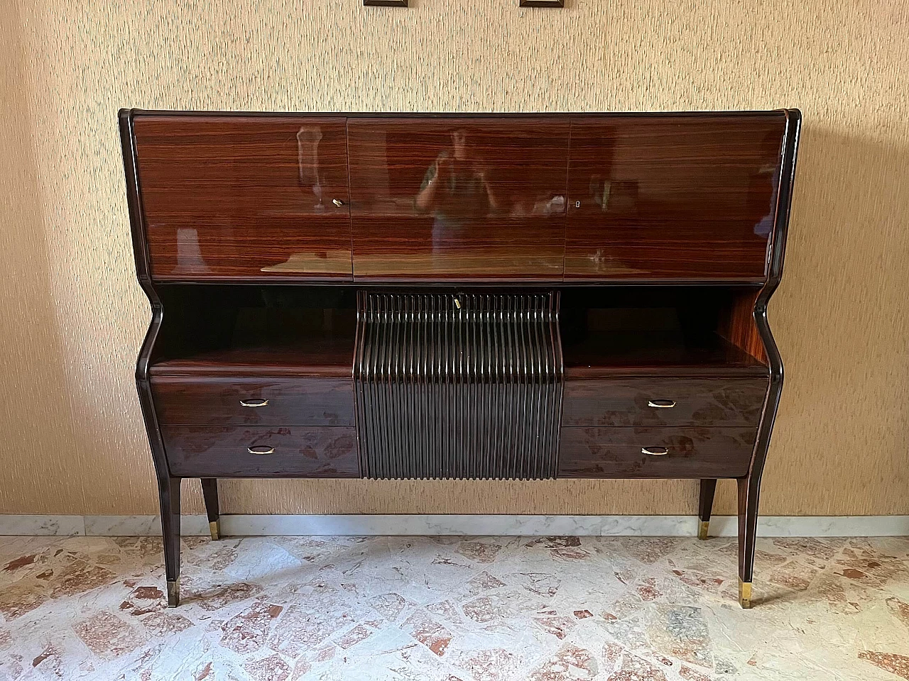 Wooden sideboard with bar cabinet in the style of Osvaldo Borsani, 1950s 1