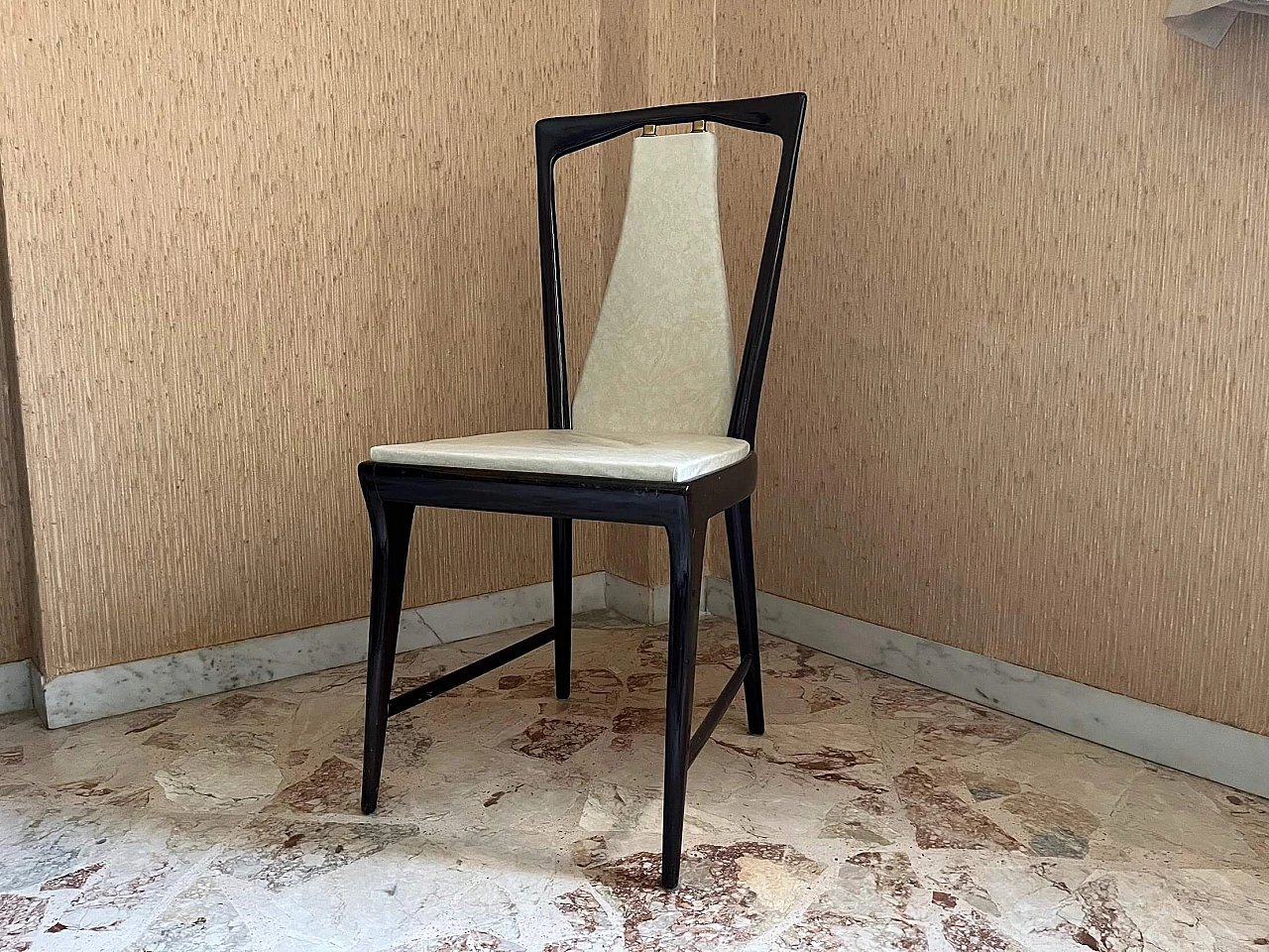 6 Sedie da pranzo in legno lucido attribuibili ad Osvaldo Borsani, anni '50 5