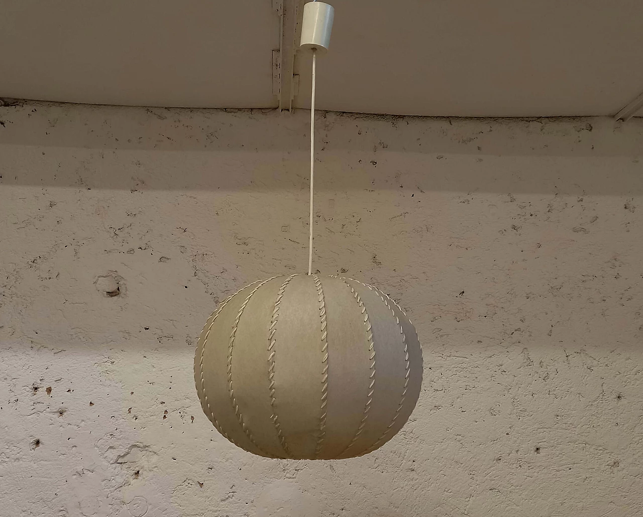 Cocoon hanging lamp, 1970s 1