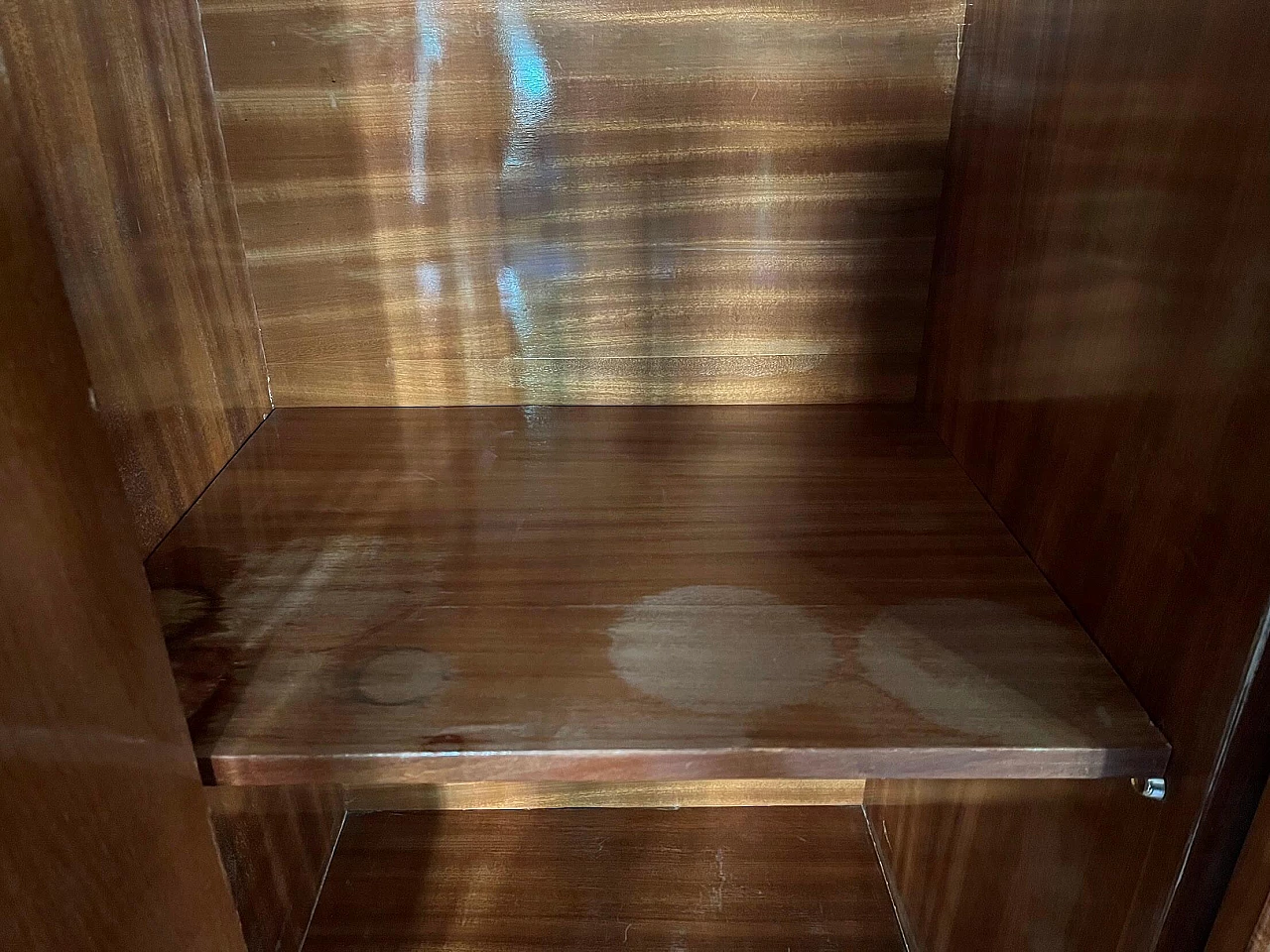 Credenza in legno con applicazioni in ottone nello stile di Paolo Buffa, anni '50 11