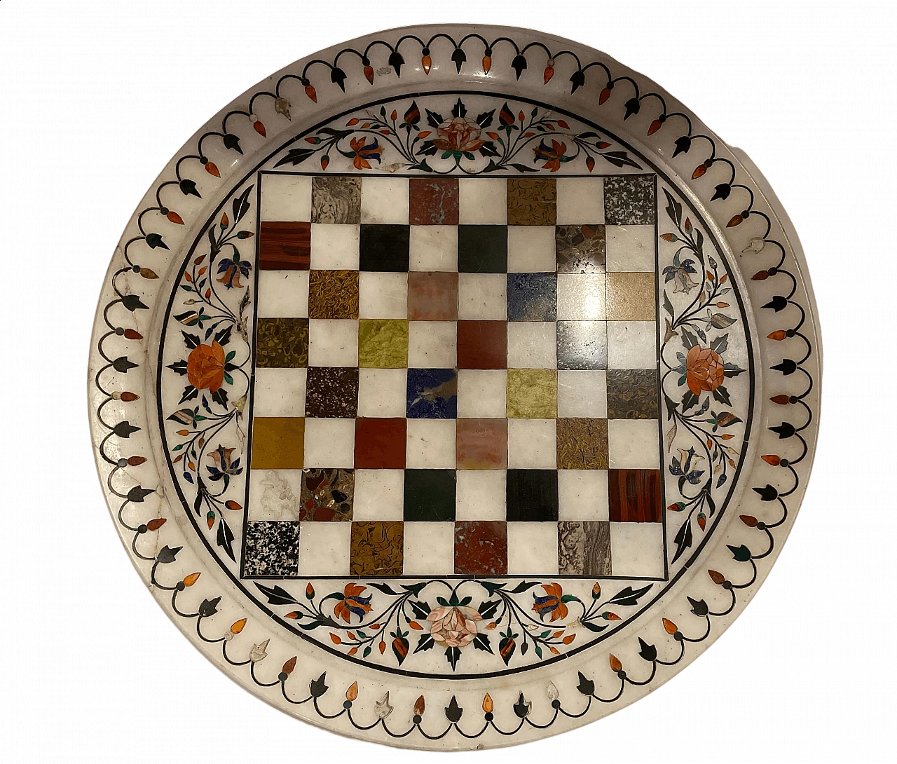 Circular chessboard in coloured marble, early 20th century 5