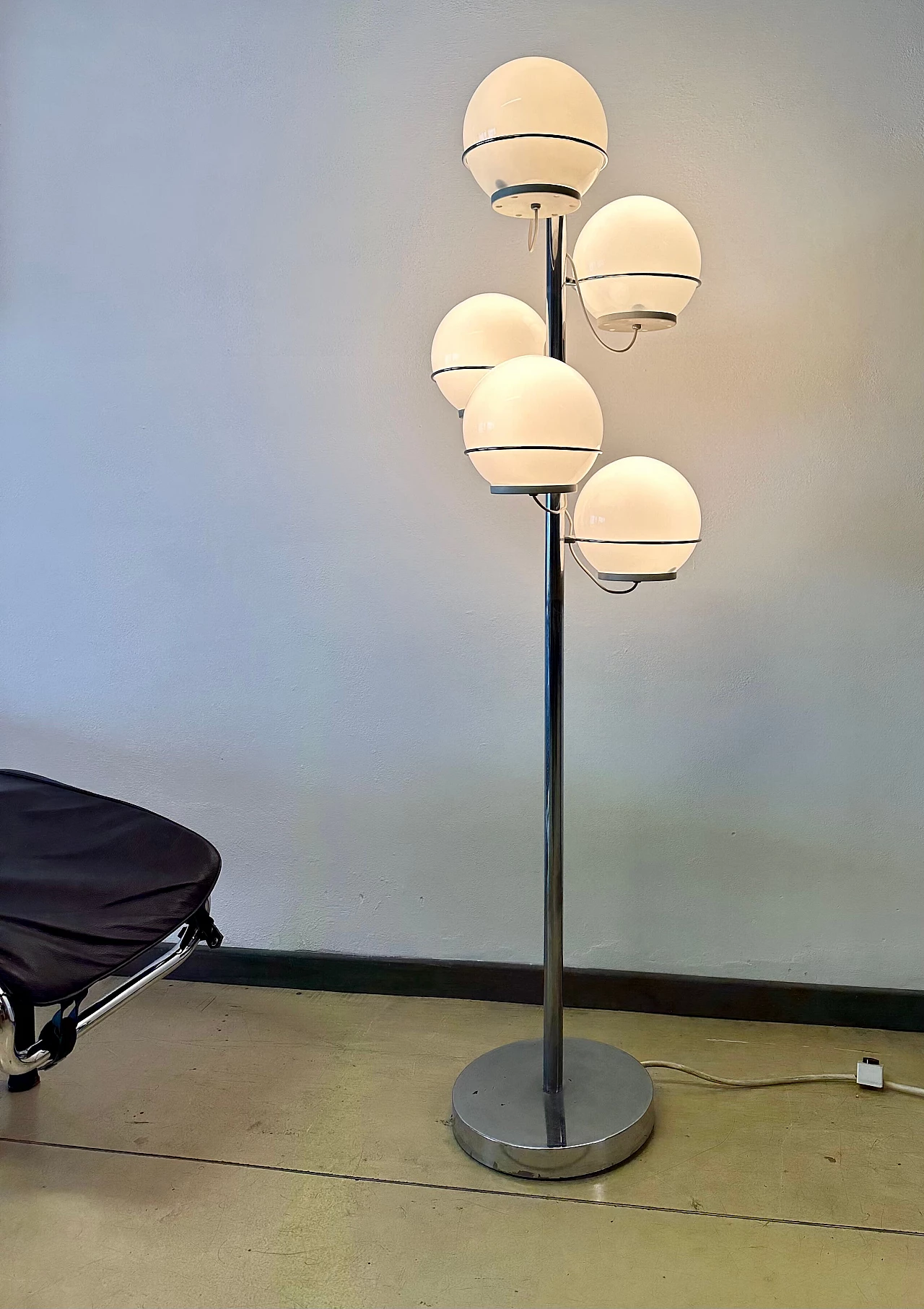 Lampada da terra a cinque luci in acciaio e vetro, anni '70 4