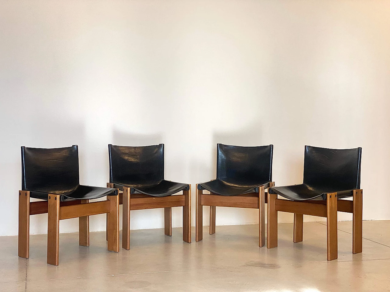 4 Monk chairs by Afra and Tobia Scarpa for Molteni, 1970s 19