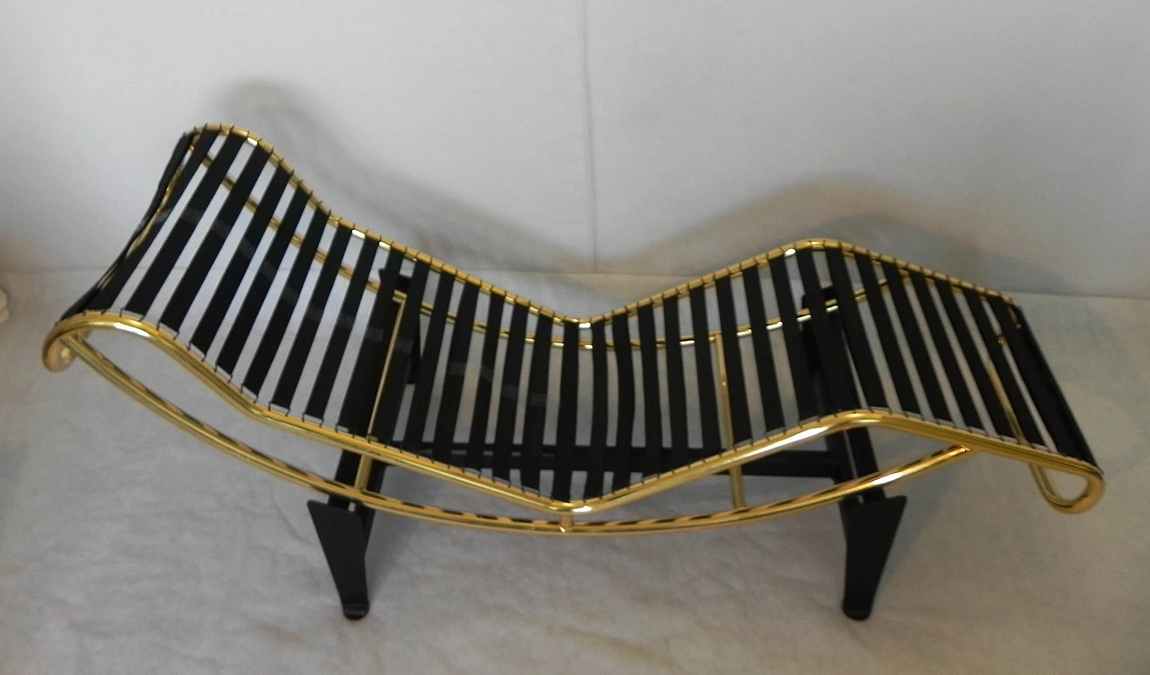 Chaise longue stile Bauhaus in metallo dorato e pelle, anni '80 7