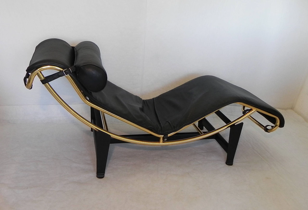 Chaise longue stile Bauhaus in metallo dorato e pelle, anni '80 9